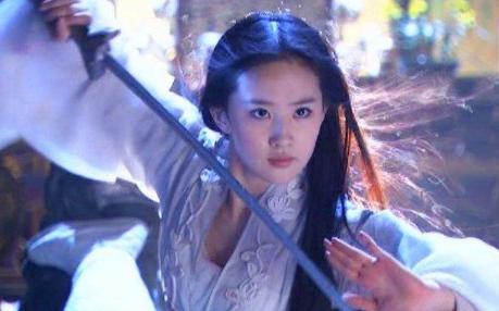 周芷若和梅超风的九阴白骨爪,梅超风九阴白骨爪和周芷若谁厉害