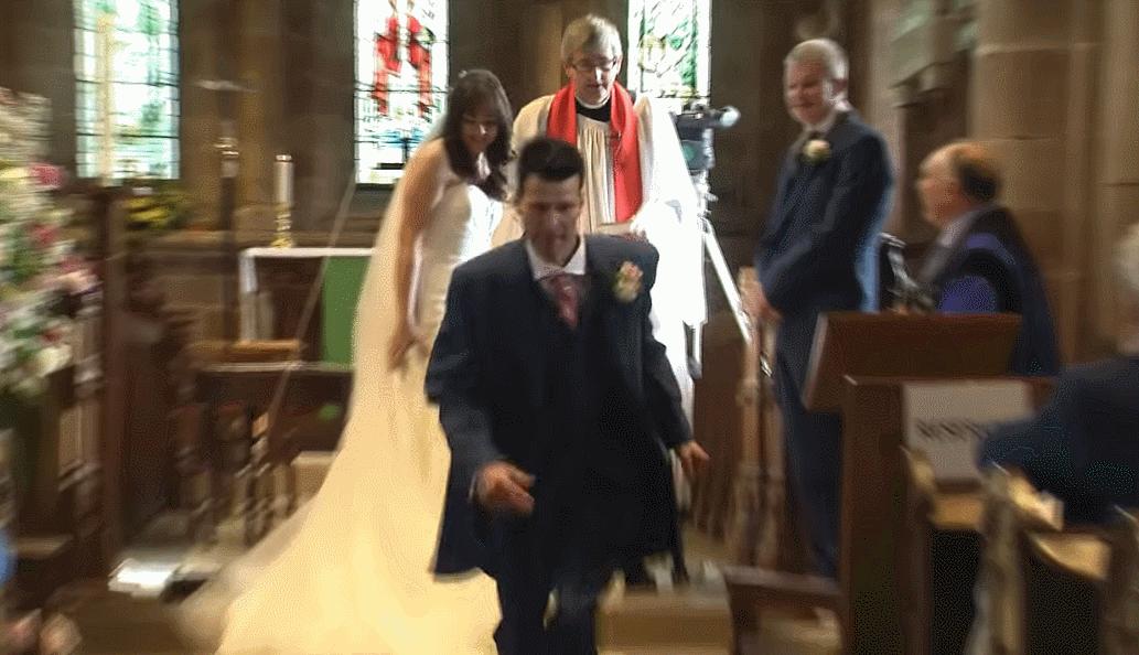 婚礼上戒指戴不上怎么救场,结婚戒指不见了怎么办