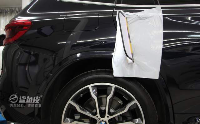 宝马x3后叶子板什么材质,宝马x3车门凹陷修复多少钱