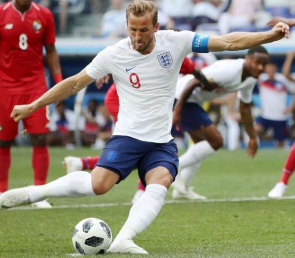 世界足球比赛2019年c罗和梅西,世界杯十大巨星梅西