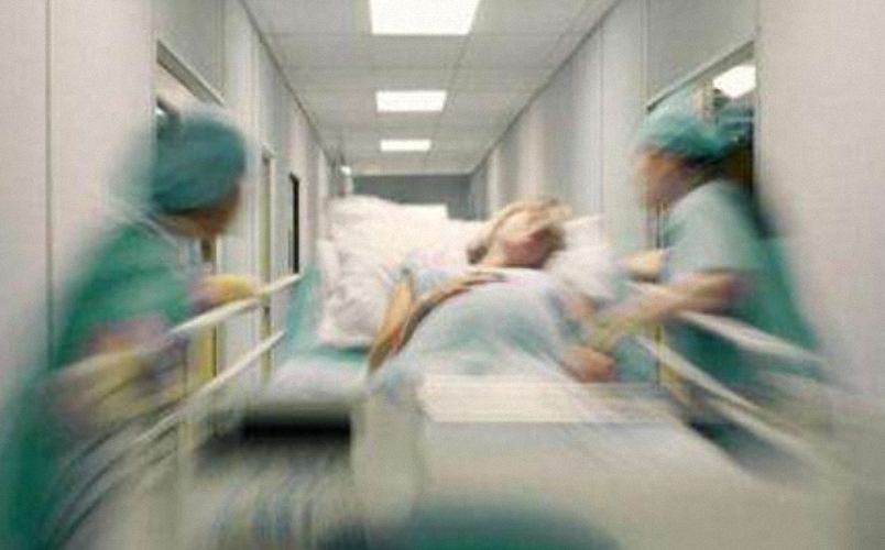 临产孕妇遭遇紧急情况,预产期多久去医院待产