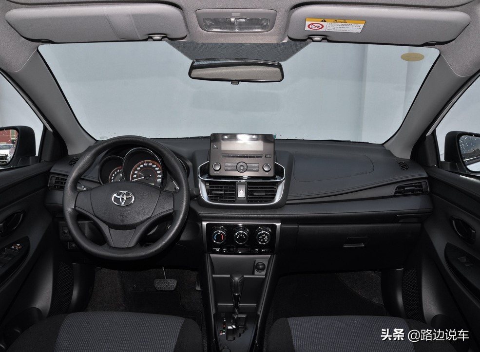 丰田致享真实车主吐槽优缺点,落地9万的丰田