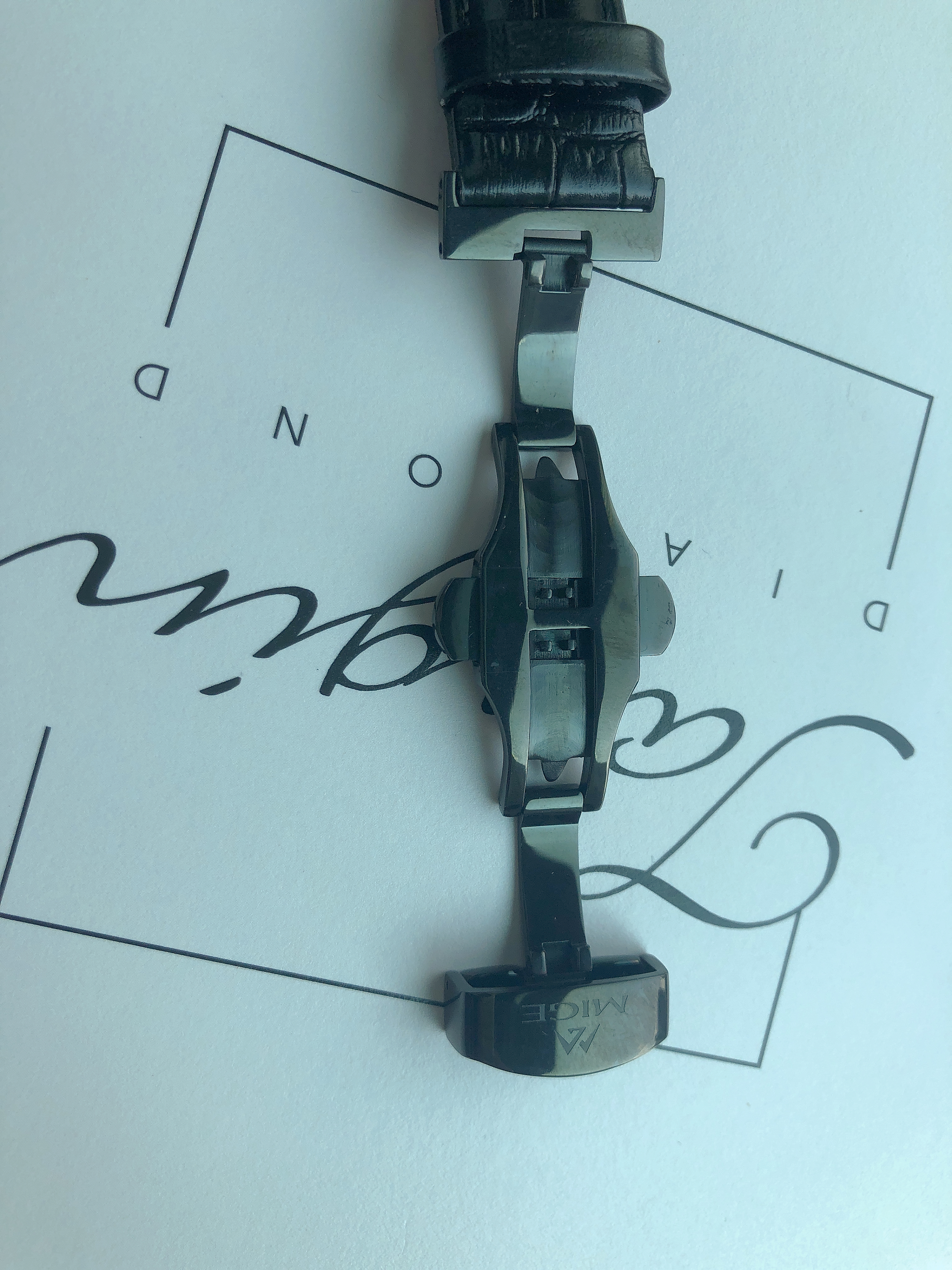 腕表表扣,腕表三种常见表扣