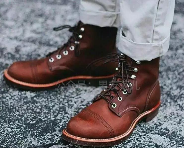 穿上秒变潮男的鞋子,穿上它让你秒变型男气场全开