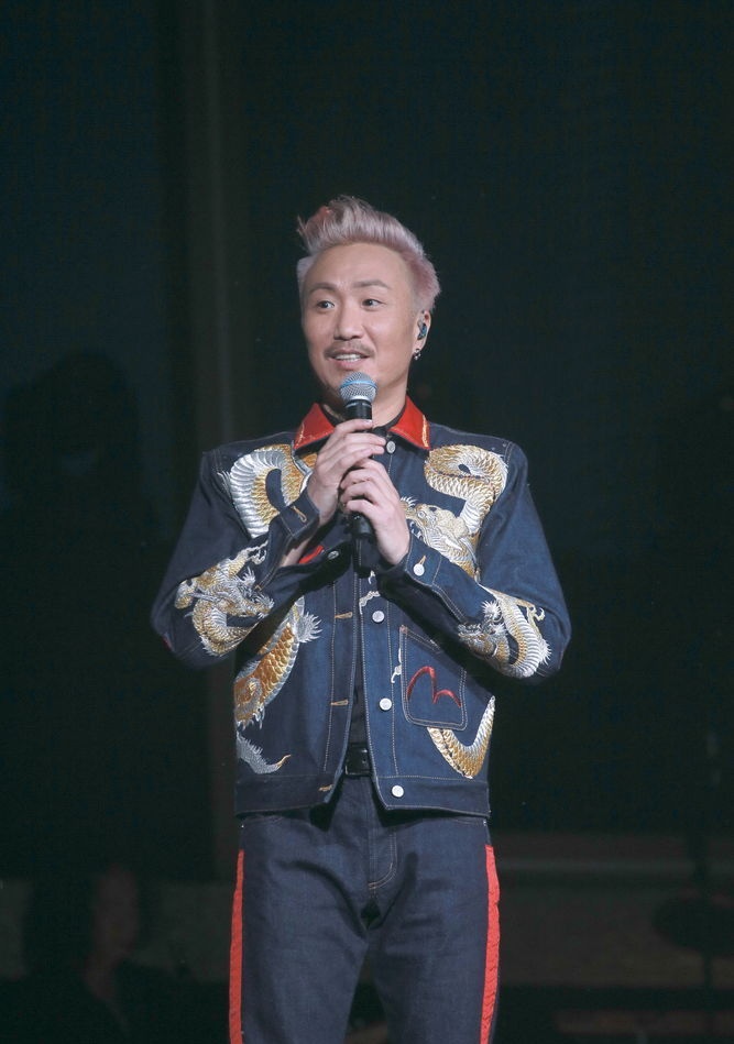 渣男穿搭冬季,渣女和渣男学穿搭