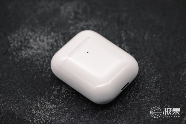AirPods2代到手了，怎么才能让人看出来是新款？
