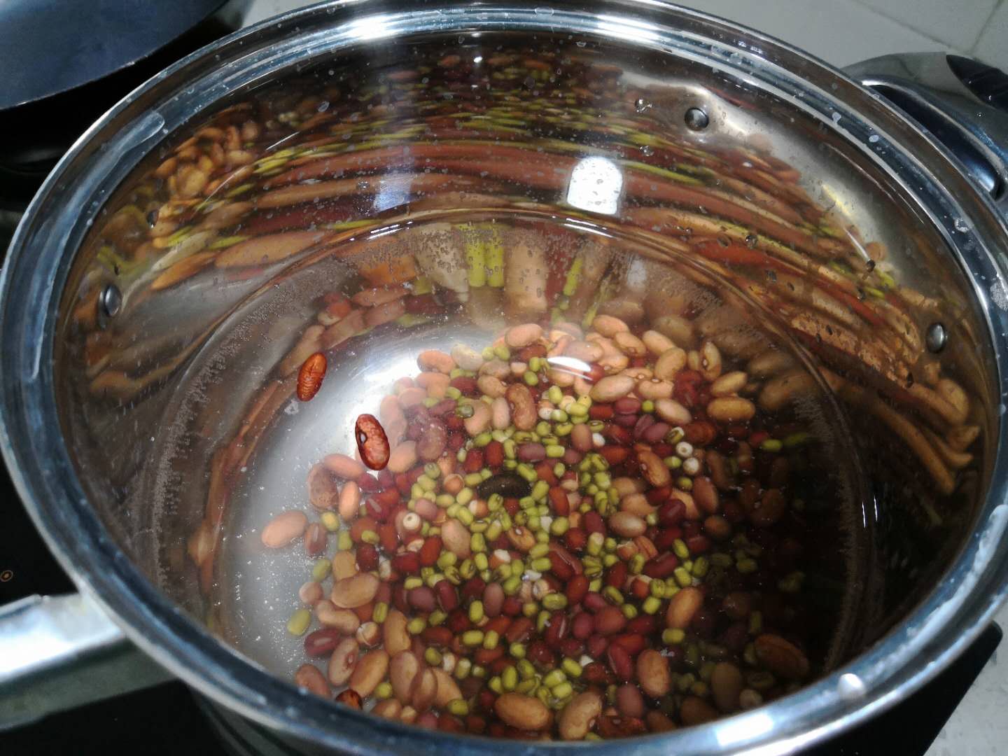 腊八节喝的腊八粥有哪些东西,腊八节一定要有的腊八粥