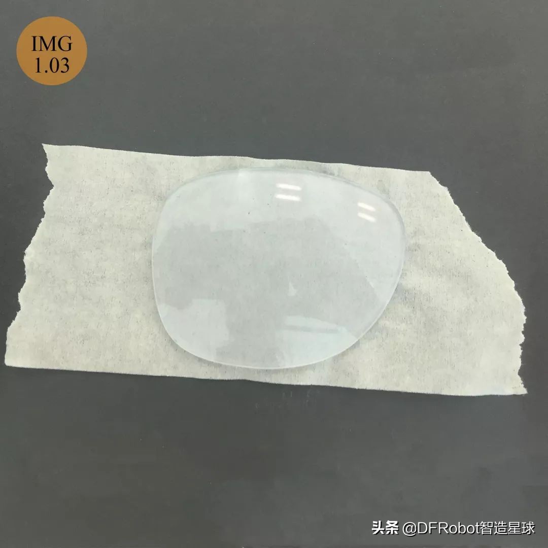 柯南同款发光眼镜能不能看见人,名侦探柯南眼镜同款不发光