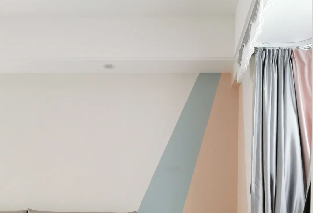 悬浮吊顶和双眼皮吊顶哪个效果好,双眼皮吊顶和无吊顶双眼皮区别