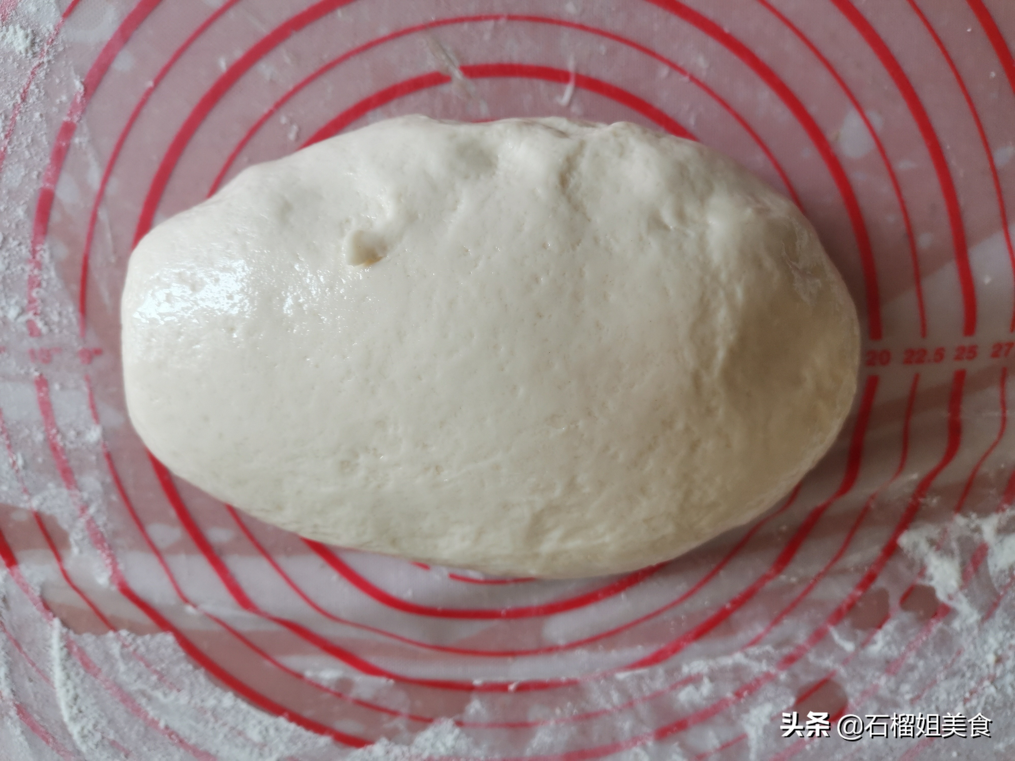 为什么蒸包子老是面烫了一样,包子馒头如何揉面才会蓬松