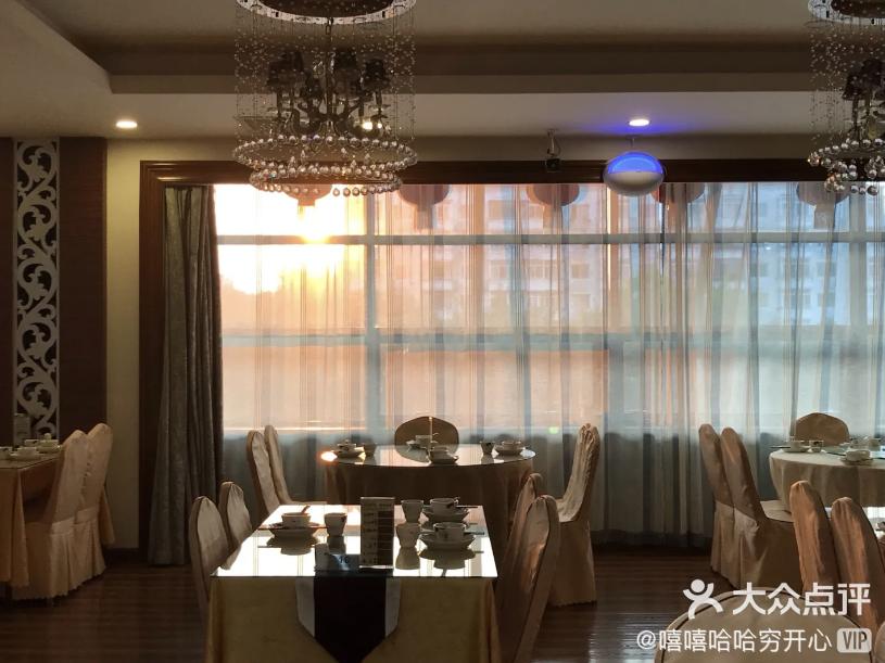 乘风破浪的天津「阿姨美食」，今日开播