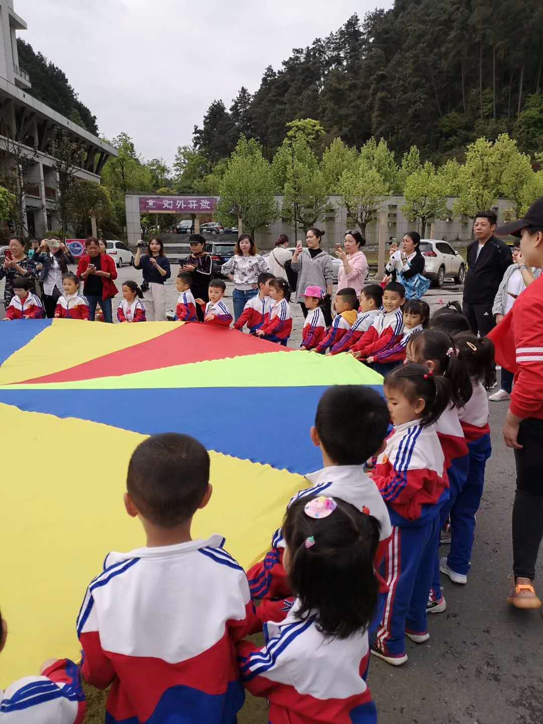 草长莺飞踏青季哪里好玩,草长莺飞春游
