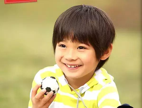 家长不要扼杀孩子兴趣,千万不要扼杀了孩子的兴趣和爱好