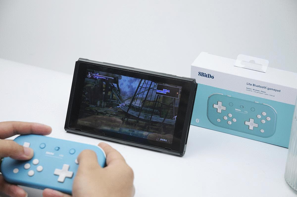 八位堂lite手柄测评,lite手柄是joycon吗