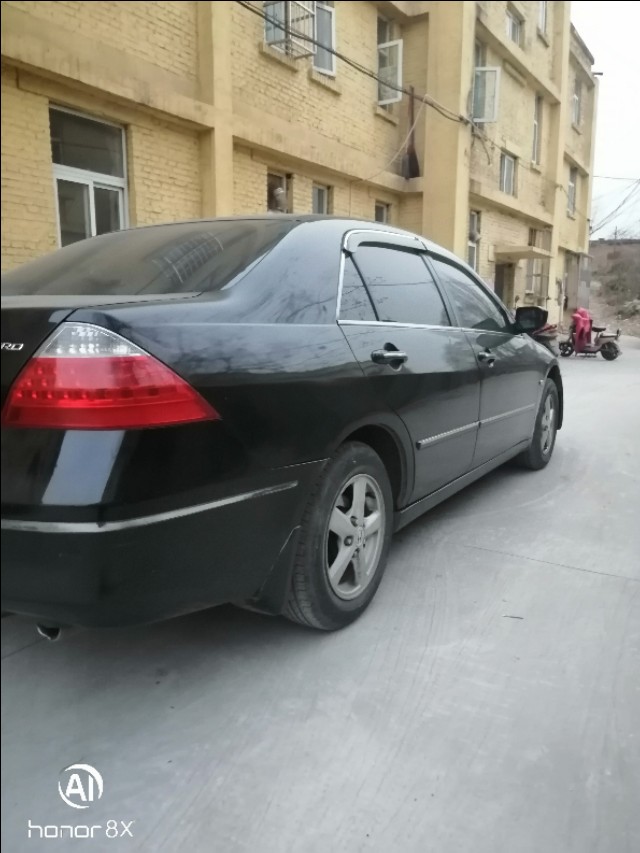 06年6代雅阁2.0自动挡,06年雅阁七代半2.4怎么开