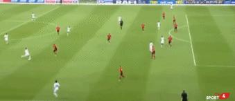 拒绝中超邀约赴德甲，没进过国家队的他却成五大联赛第一人