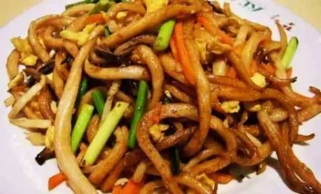 为啥全国人都想来新疆旅游,为什么全国人喜欢大连