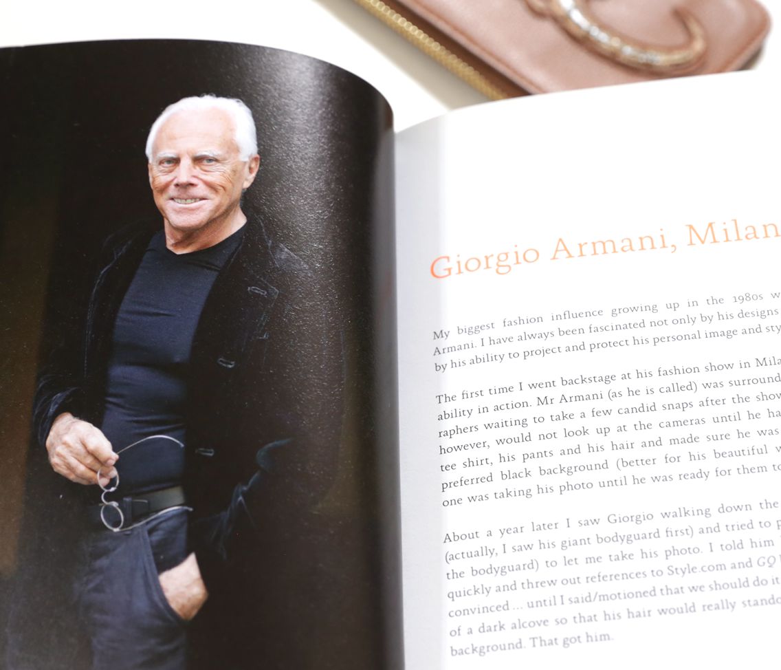 来看看上个世纪90年代的街拍,时光倒流还原20年前的照片