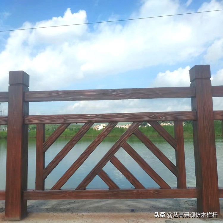 福建景观仿竹护栏厂,福建仿竹护栏生产过程