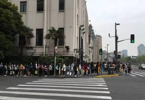 真爷们鹿晗这六年：初代流量沉浮往事