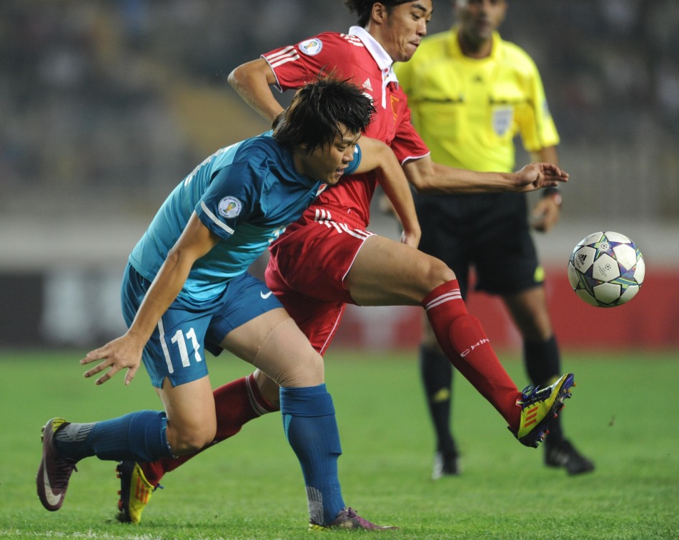 被新加坡归化的中国球员：一颗中国心，无球可踢成他乡球王