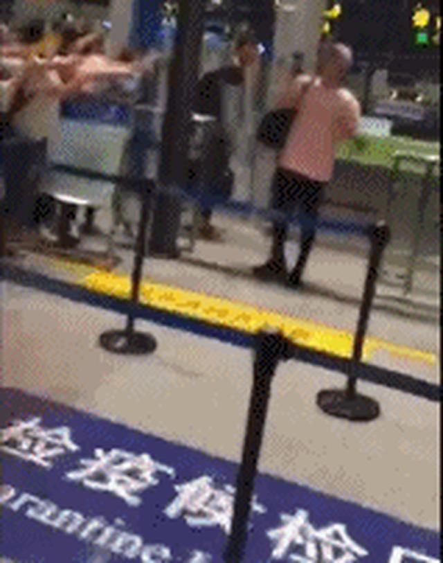 送全套化妆品，写C语言互动……这届明星的宠粉手段也太高了吧