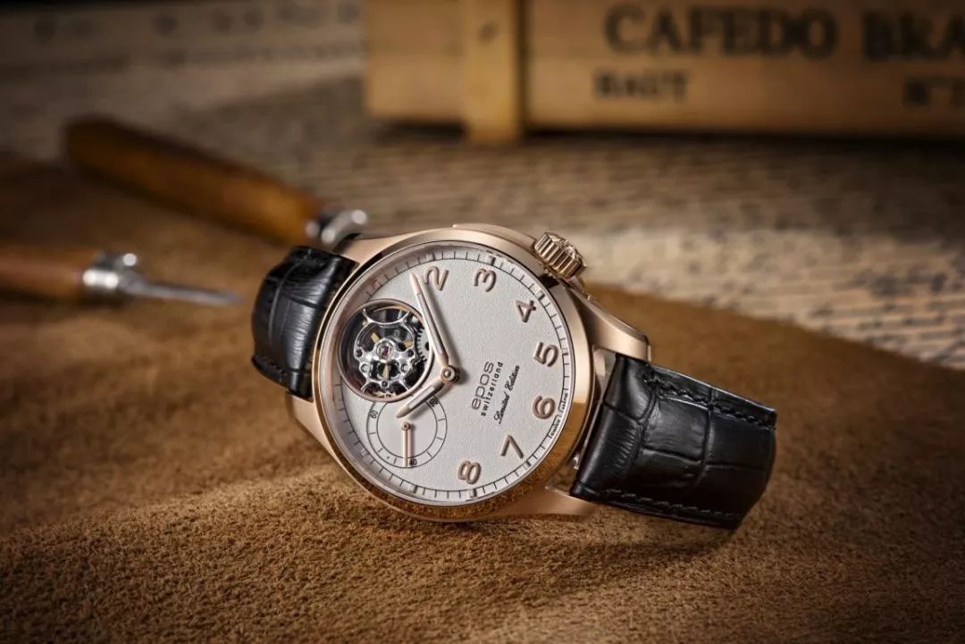 浪琴名匠适合月薪多少,戴浪琴名匠月收入