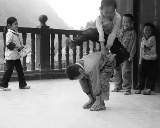 8090年后童年的回忆,8090后的童年回忆作品