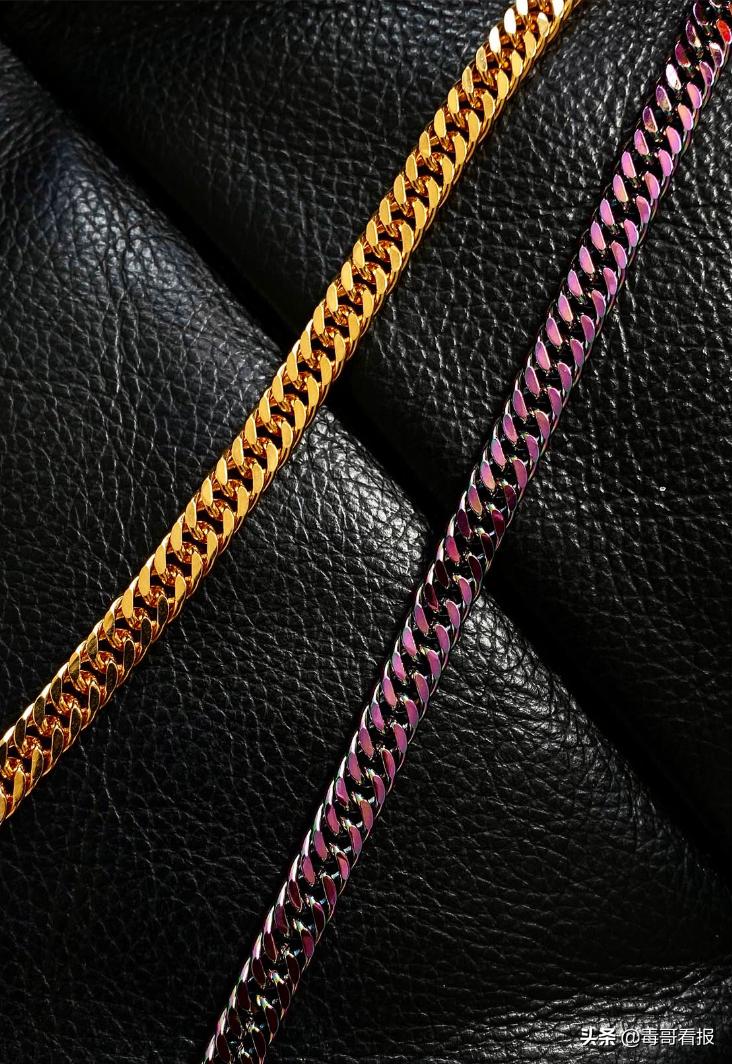 搞定这3类首饰，让你的穿搭脱颖而出