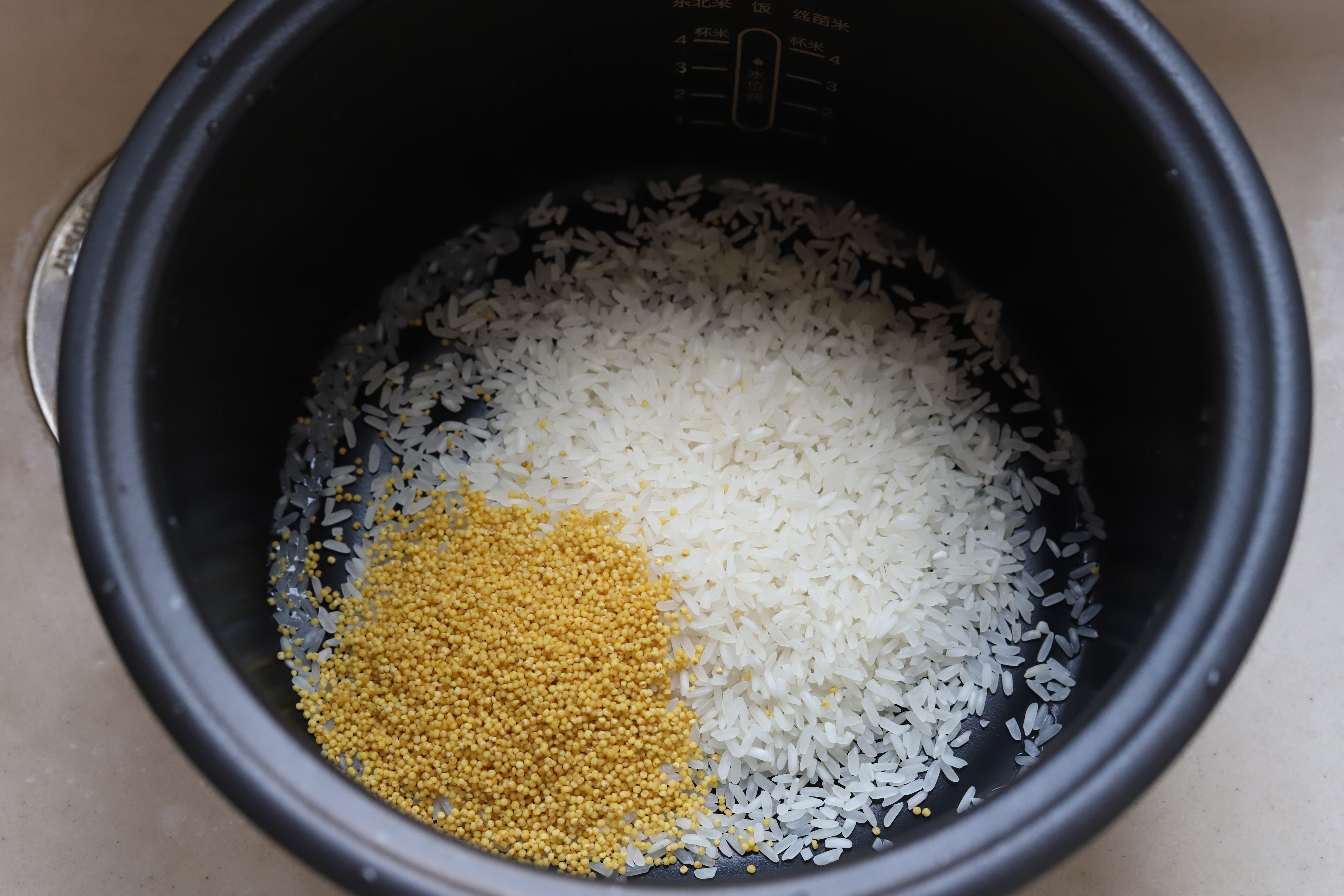 五谷粗粮用什么代替精白米面,粗粮代替精米面好吃还能减肥