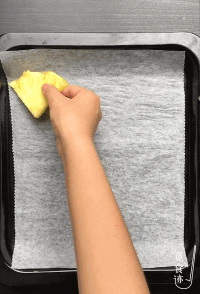 烤箱自制水果干,播放做水果干的教程