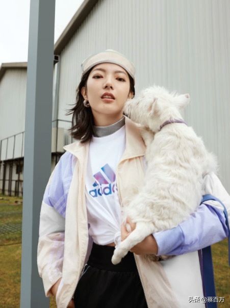 gd球鞋,gd带红的小雏菊