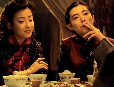 日本毒母：逼18岁女儿拍裸体写真照、悔婚，害女儿得抑郁症