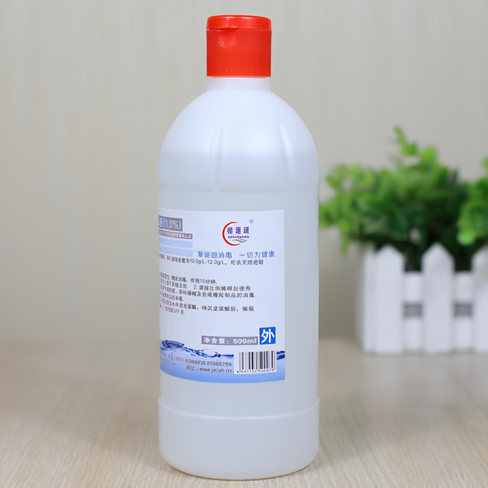 4岁儿子误吃砂炮，本科妈妈一招救了孩子，医生：有知识真好