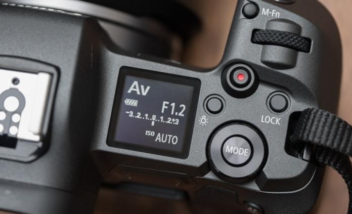 佳能最性价比二手相机,佳能新款相机哪款比5d4好