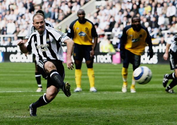 英超95-96赛季阿兰希勒在哪个队,阿兰希勒评英超第23轮最佳阵