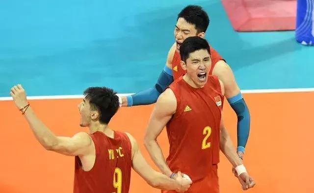 奥资赛男排获开门红，一人被赞世界级球星，不是贡献25分的江川