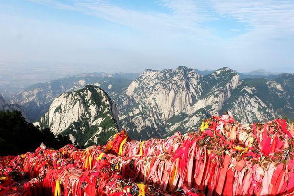 西岳华山五峰风景,华山一日游西安出发路线推荐