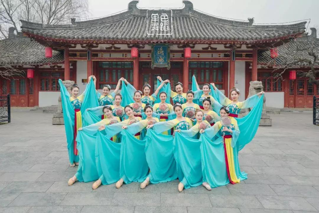 眼睛从有神到无神是怎么回事,无神的眼睛怎么变有神