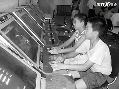 史上最草根游戏,业余玩家主研发3年拍2万张照片制作，却火到国外