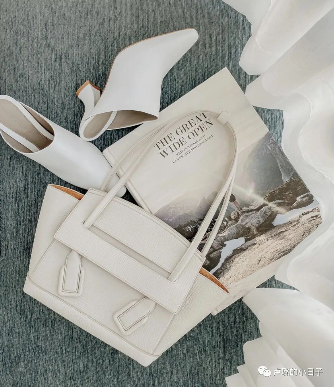 要说高级感的包，标配一定是白色包