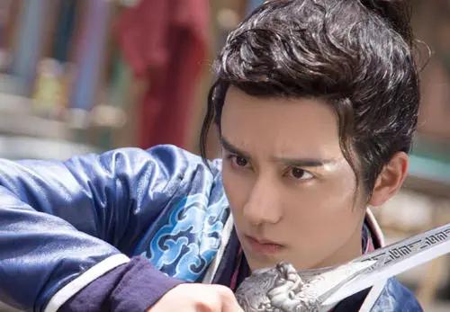 眼神清澈楚楚动人,眼神清澈国风美少年