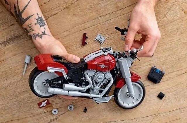 拼装车模哪款最值得买,实车买不起车模也买不起