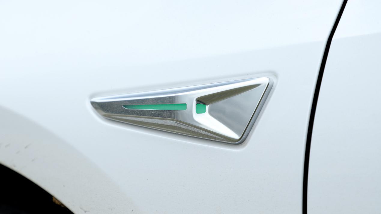 智能便携式充电机充放电功能介绍,充电机跟放电机区别