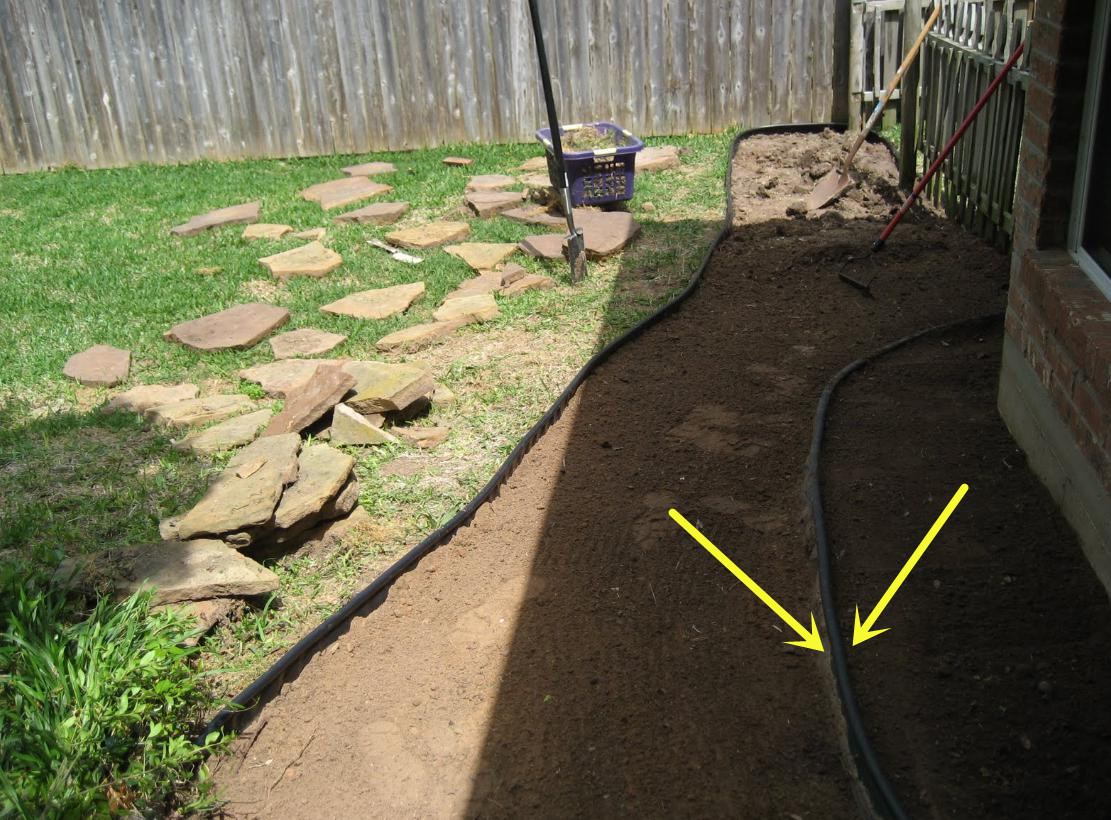 庭院石板路错落铺设,家庭庭院石板路