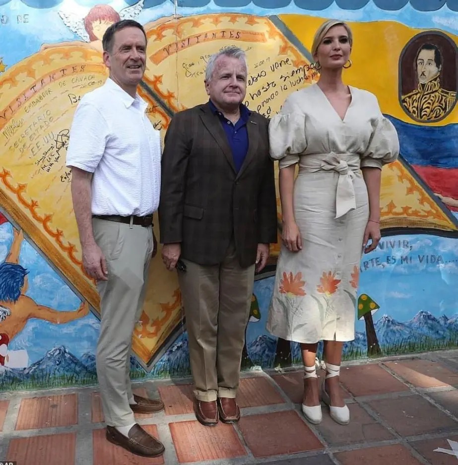 伊万卡顶流气质,伊万卡抵韩图片