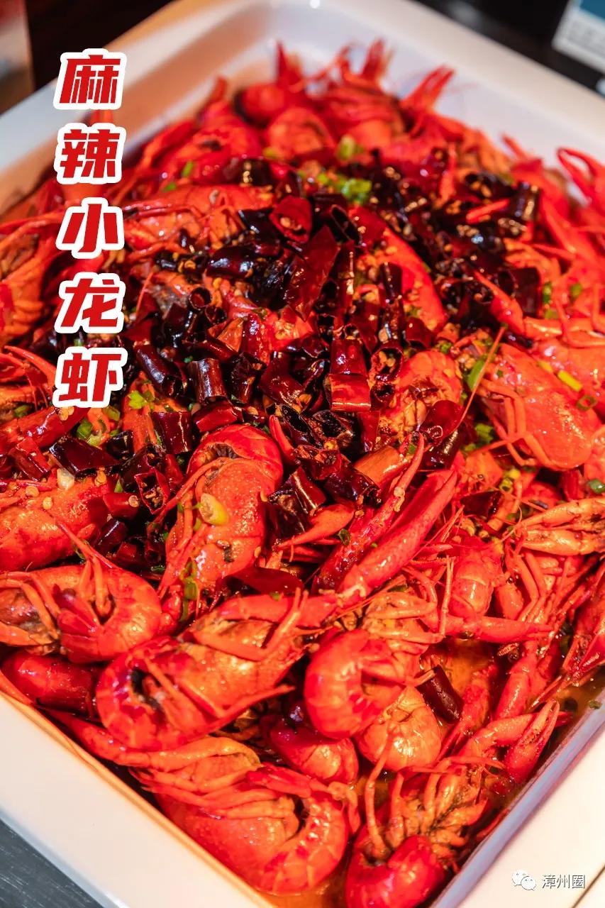 小龙虾海鲜自助烤肉,这家自助餐性价比超高