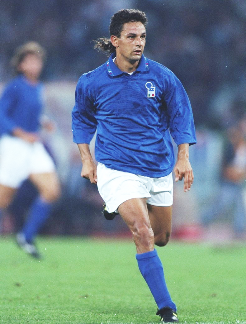 20世纪最伟大的足球明星的资料,足坛20世纪最伟大的10人