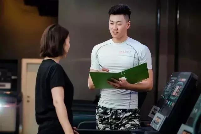 健身教练怎么入行怎么避坑,健身教练如何带团队