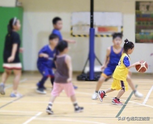 邓超孙俪两个孩子长什么样,邓超孙俪三个孩子的日常